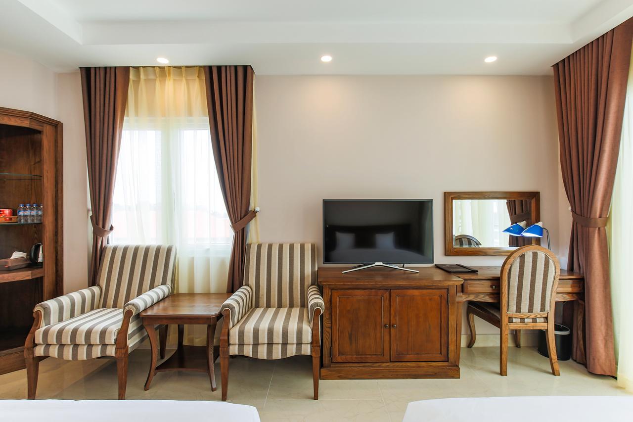 Hoang Lan Hotel Хошимин Екстериор снимка