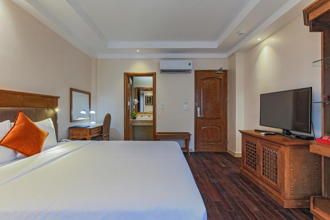 Hoang Lan Hotel Хошимин Екстериор снимка