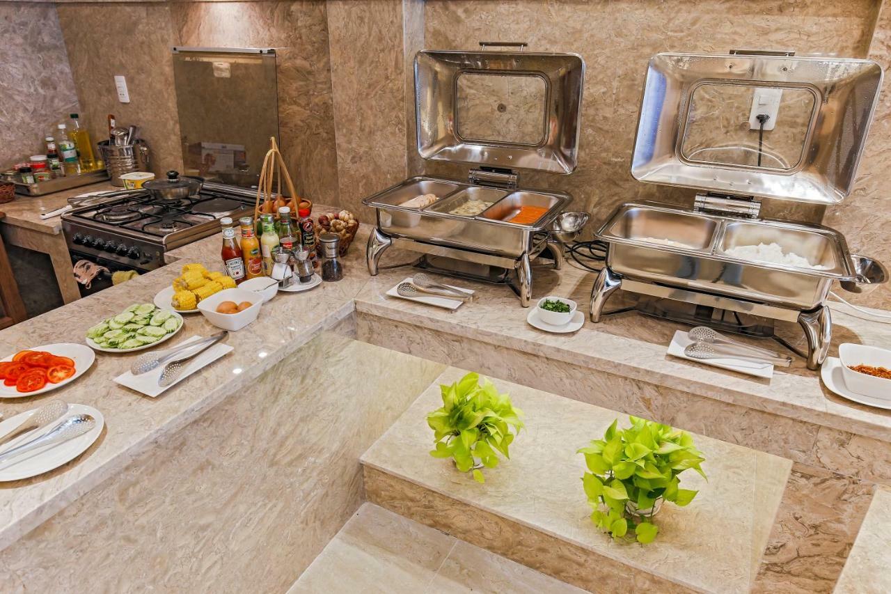 Hoang Lan Hotel Хошимин Екстериор снимка