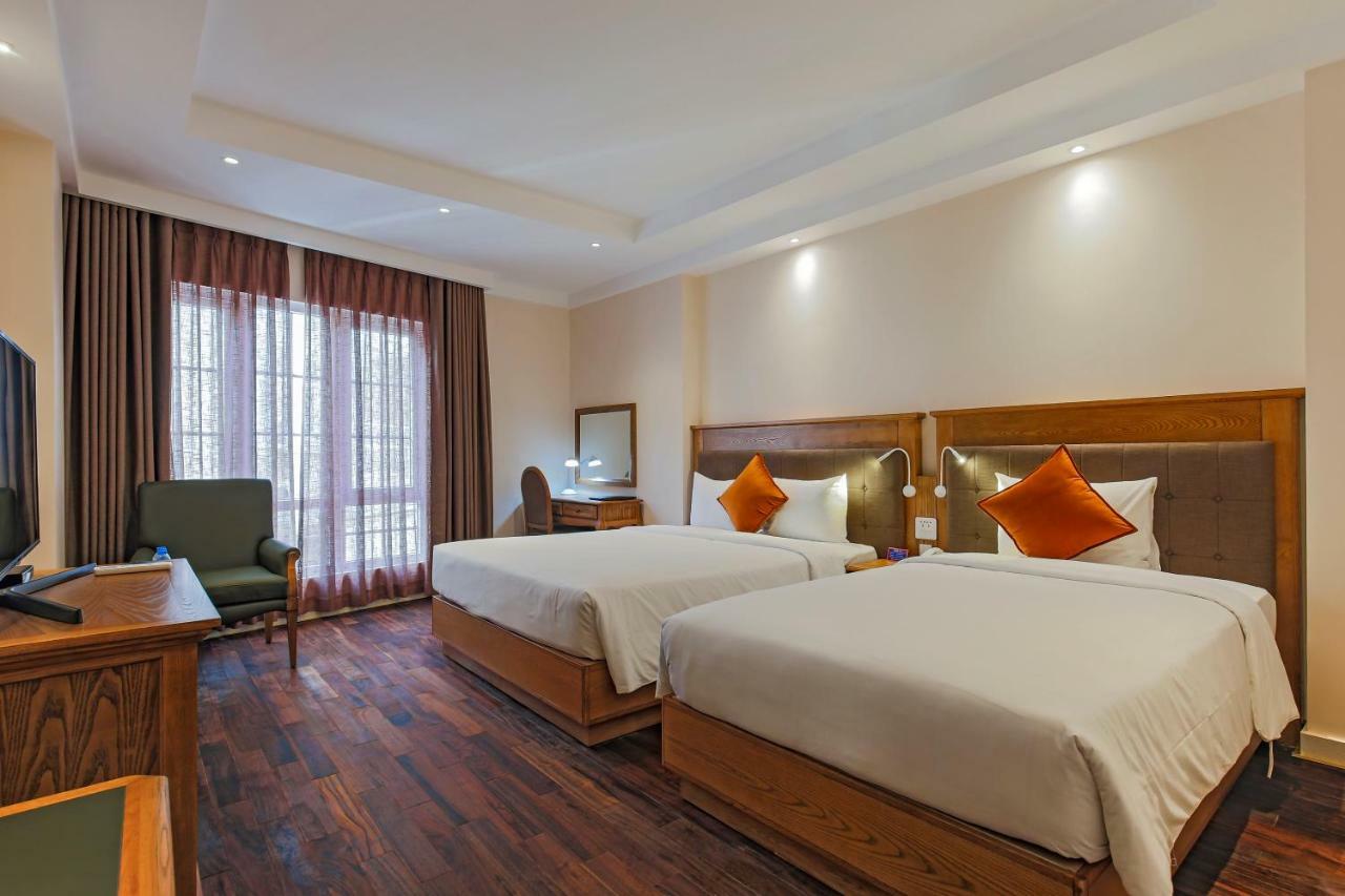 Hoang Lan Hotel Хошимин Екстериор снимка
