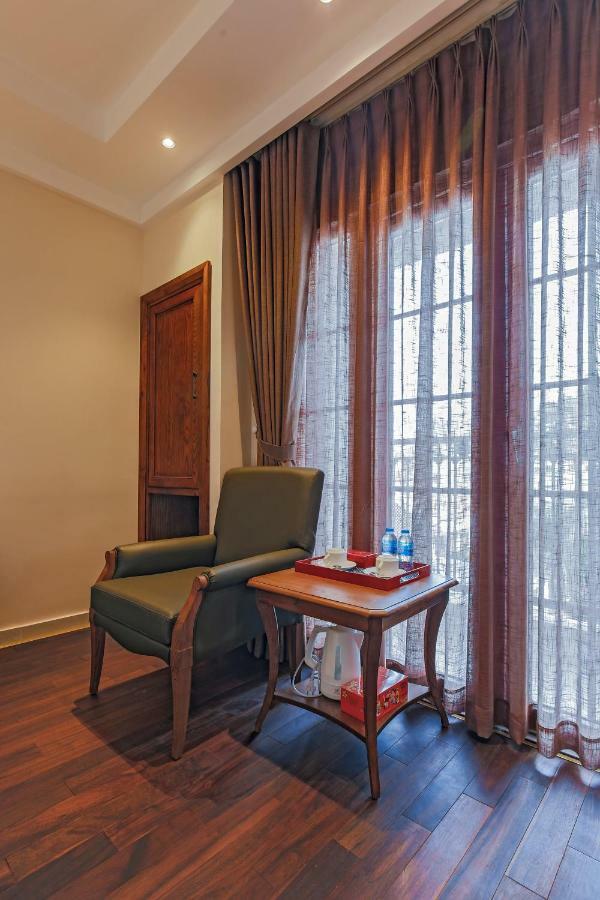 Hoang Lan Hotel Хошимин Екстериор снимка