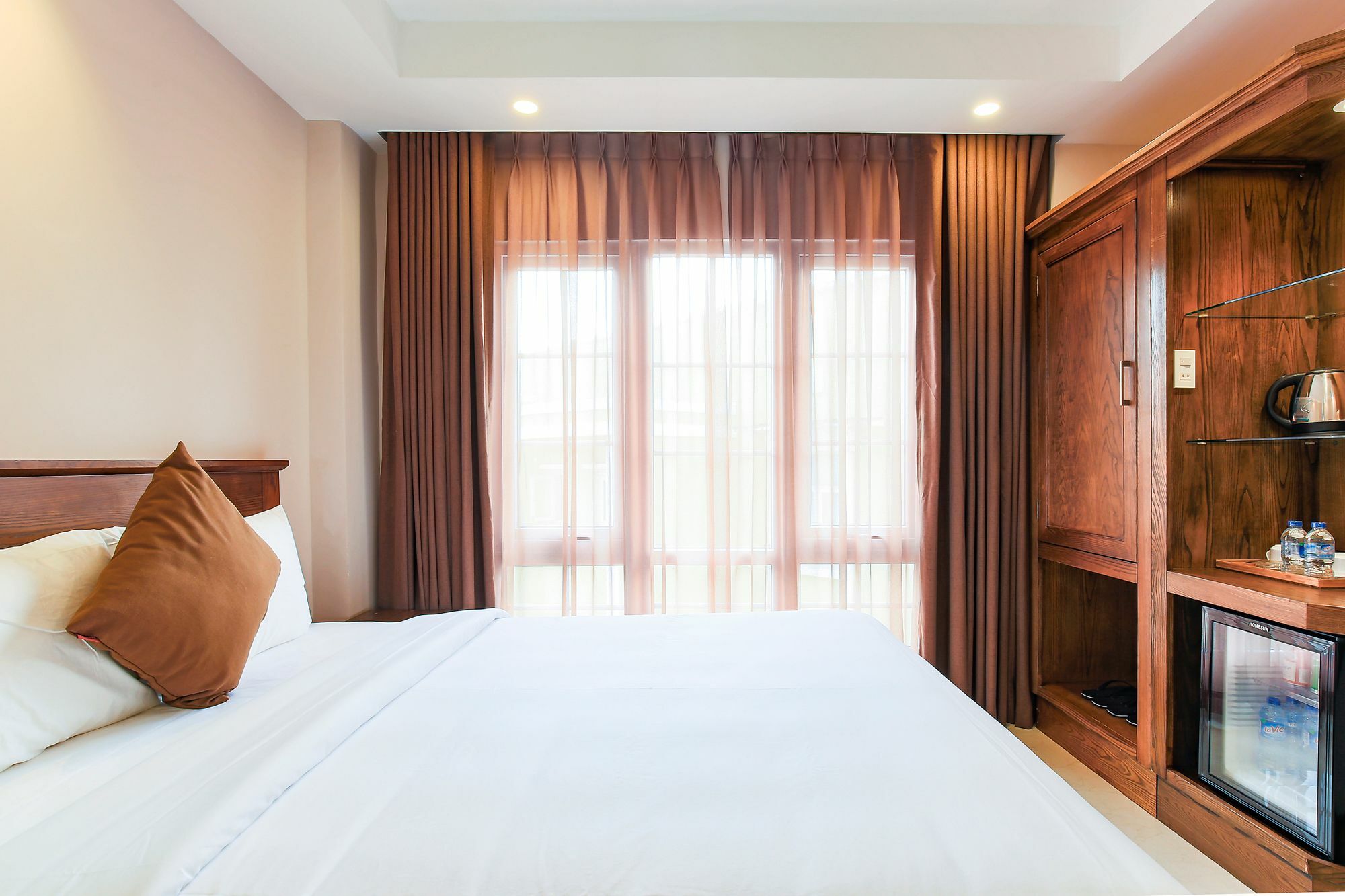 Hoang Lan Hotel Хошимин Екстериор снимка