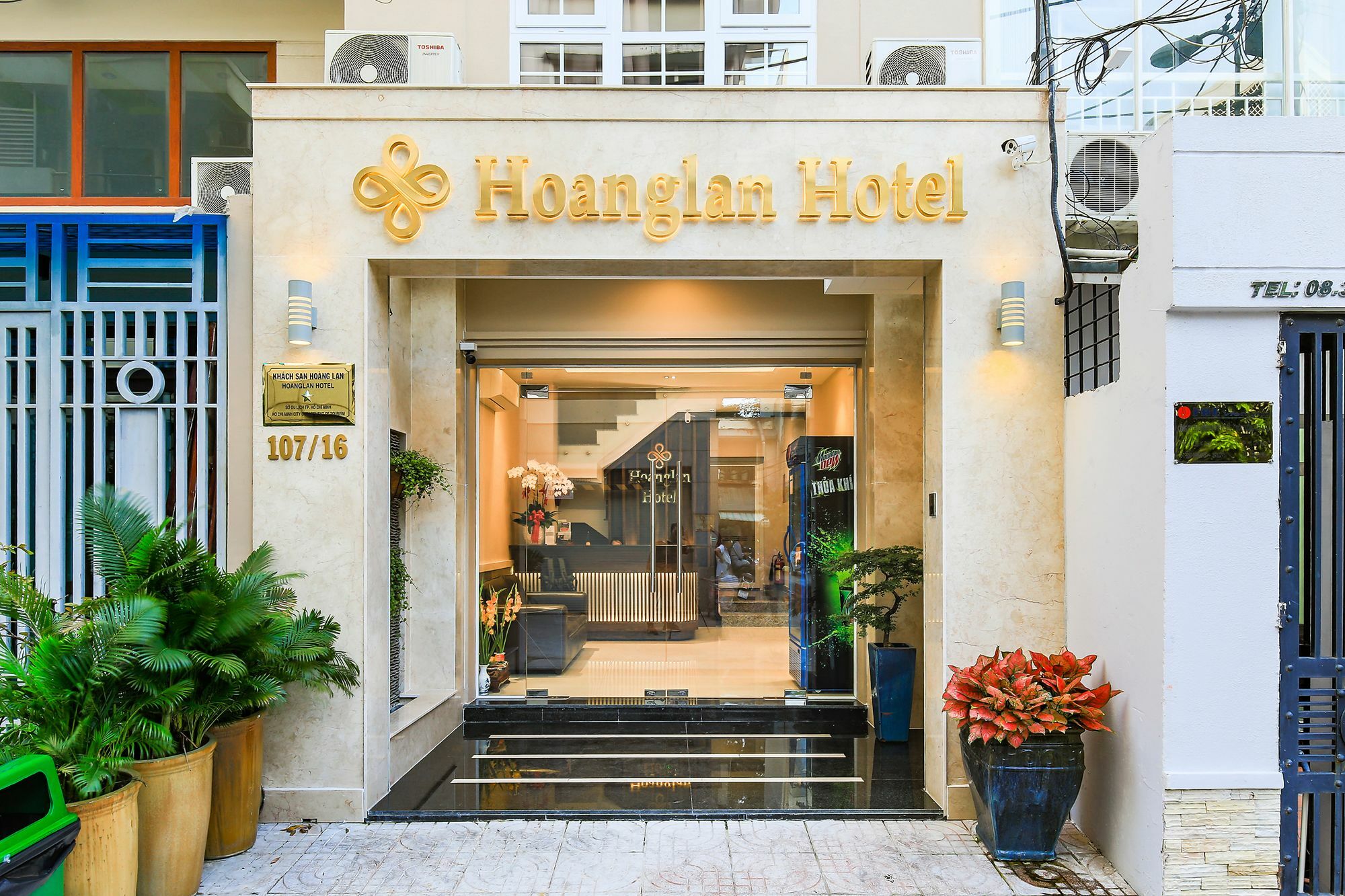 Hoang Lan Hotel Хошимин Екстериор снимка