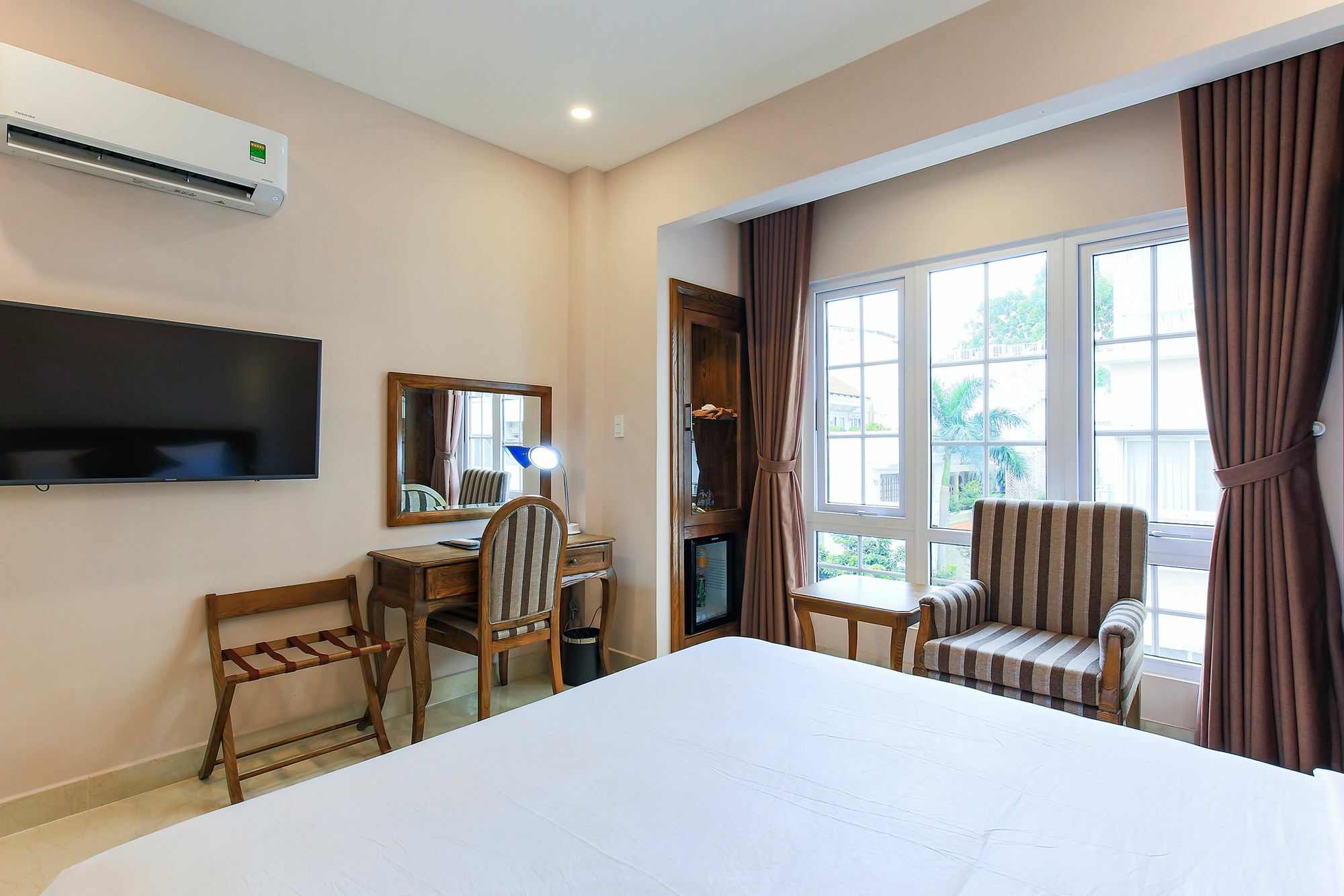 Hoang Lan Hotel Хошимин Екстериор снимка